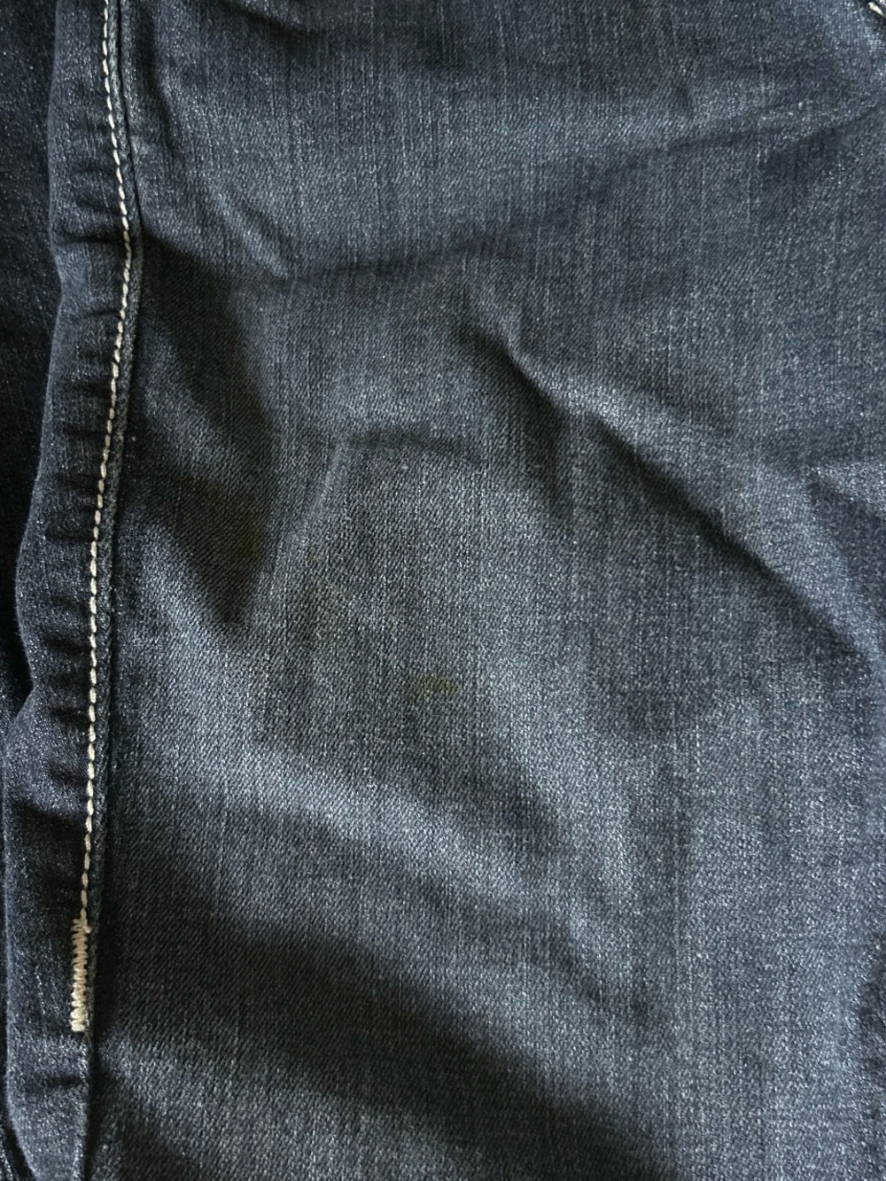 True Religion Dark Blue Straight Leg Jeans with Contrast Stitching - Picture 4 of 4